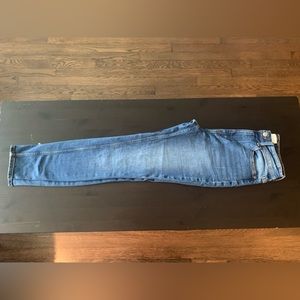 H&M blue skinny jeans Size 6